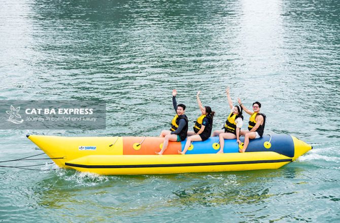 Bè chuối trên Vịnh Lan Hạ