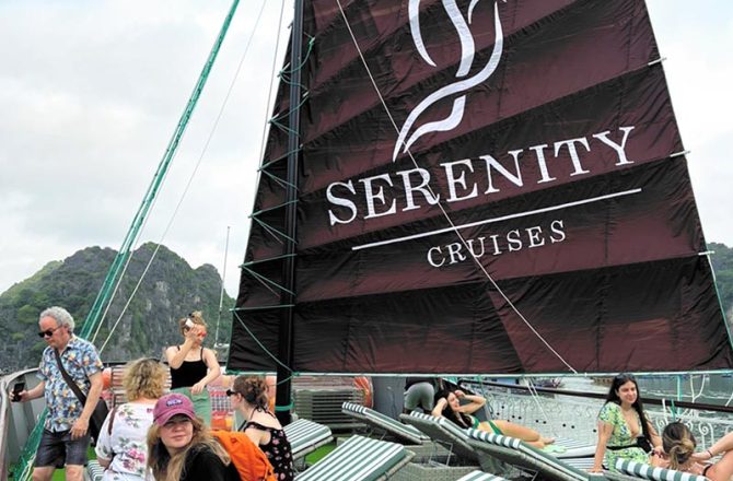 Tour Vịnh Lan Hạ 1 ngày - Du thuyền Serenity Premium 2